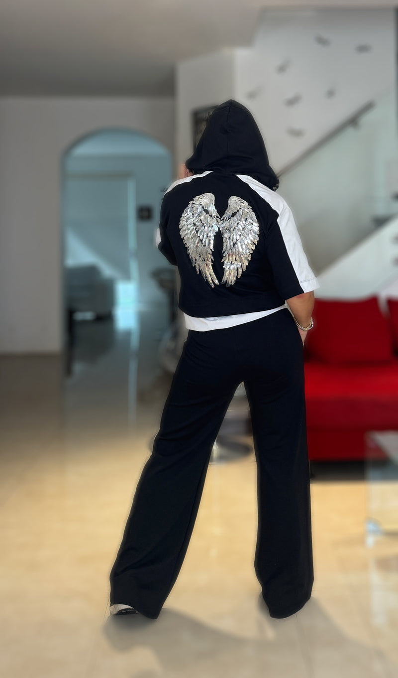 Black Wings Helga Cozy Set