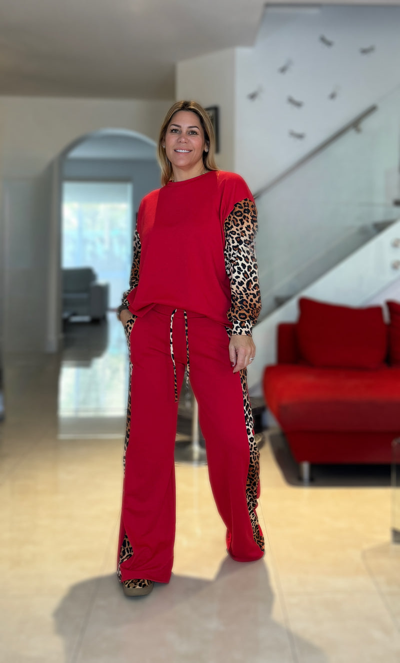 Red Totally Leopard Cozy Set