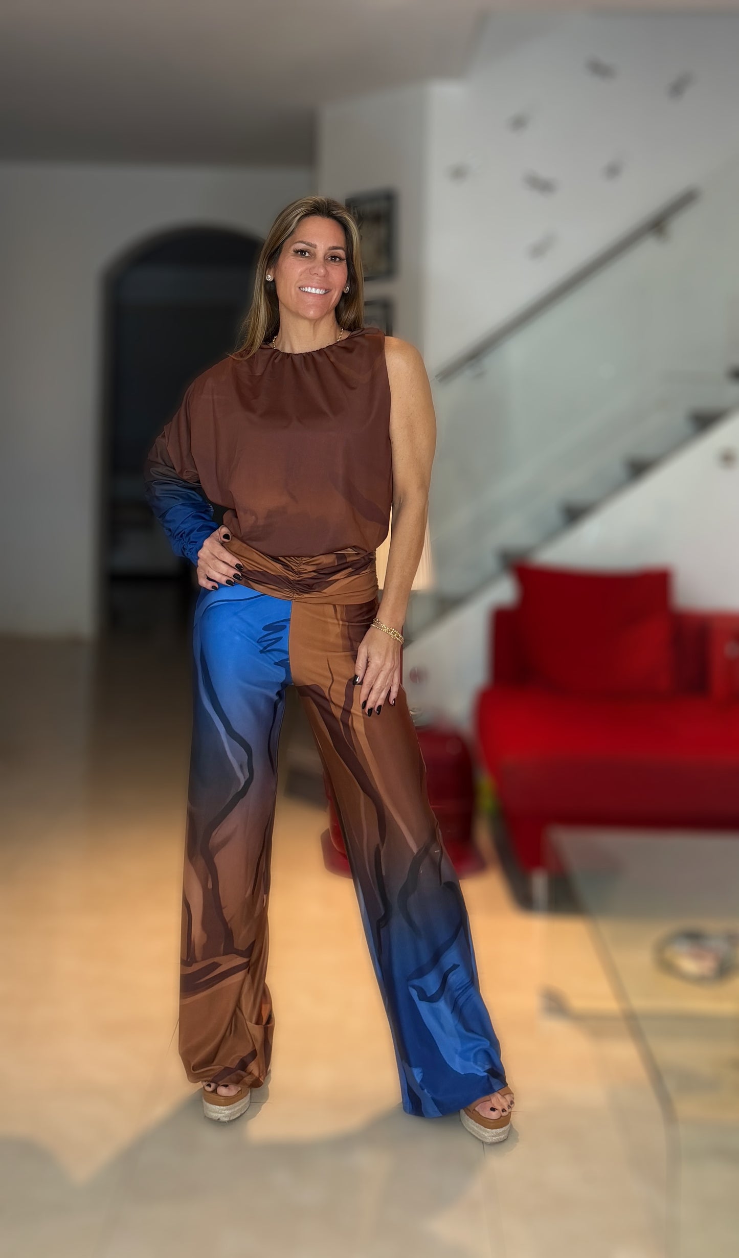 Asymmetric Set